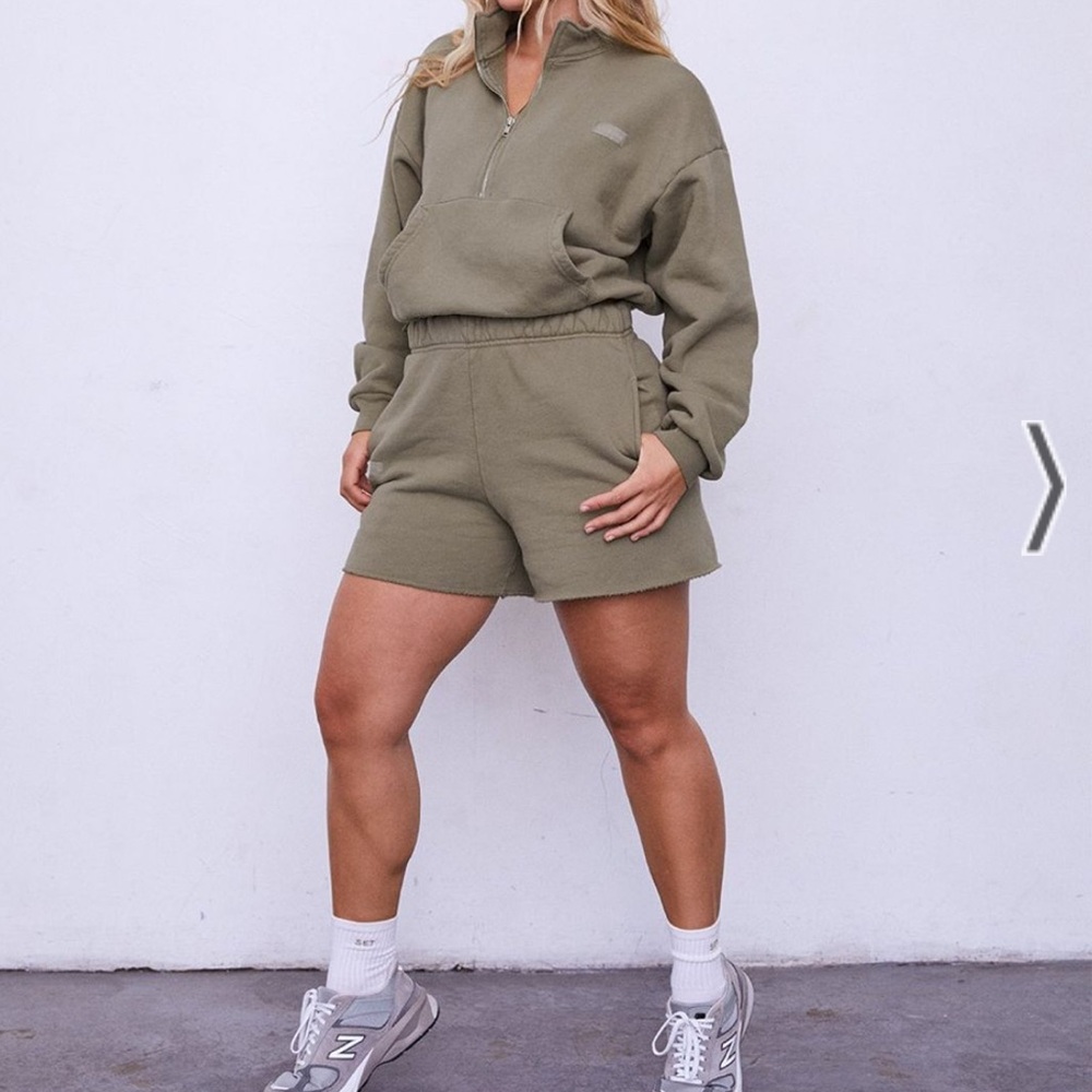 SET Active Sage Green Sweatshorts NWT
